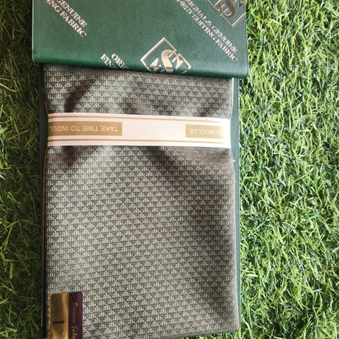 Everest Suiting Fabric — Charcoal